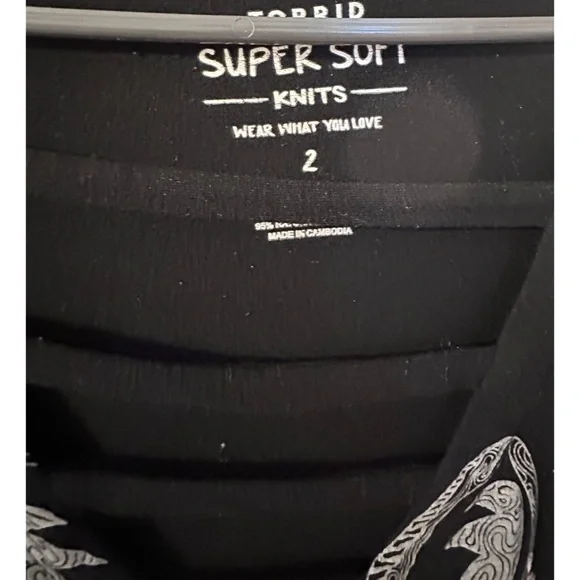 Torrid Black Knit Top with White Graphic​​ - Picture 2 of 2